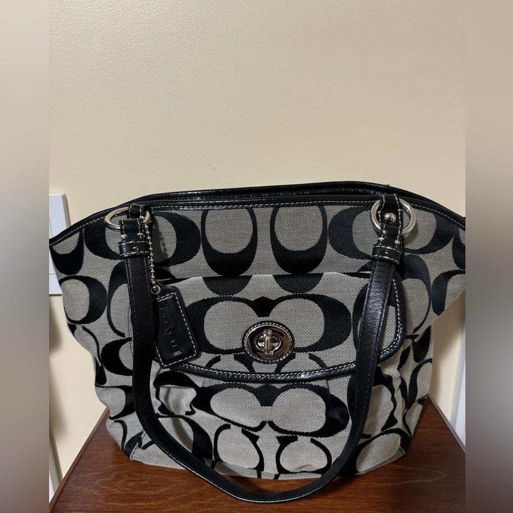 Coach handbag
